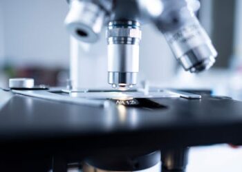 Revolutionizing Flow Cytometry: How Microfluidic Technology Boosts Speed and Precision
